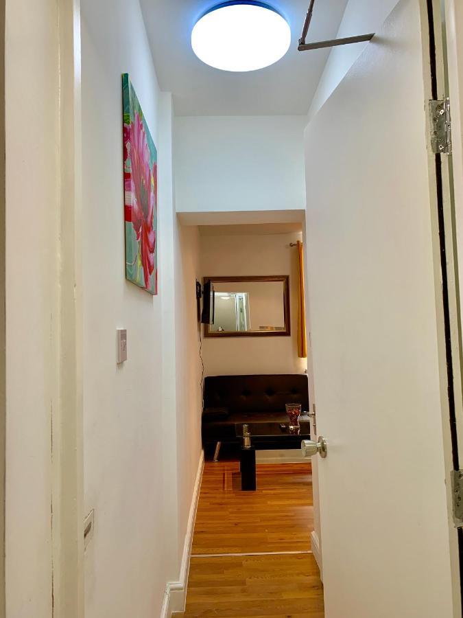 Apartments, Private Bathroom, Kitchenette, Parking, Np4 Appartement Londen